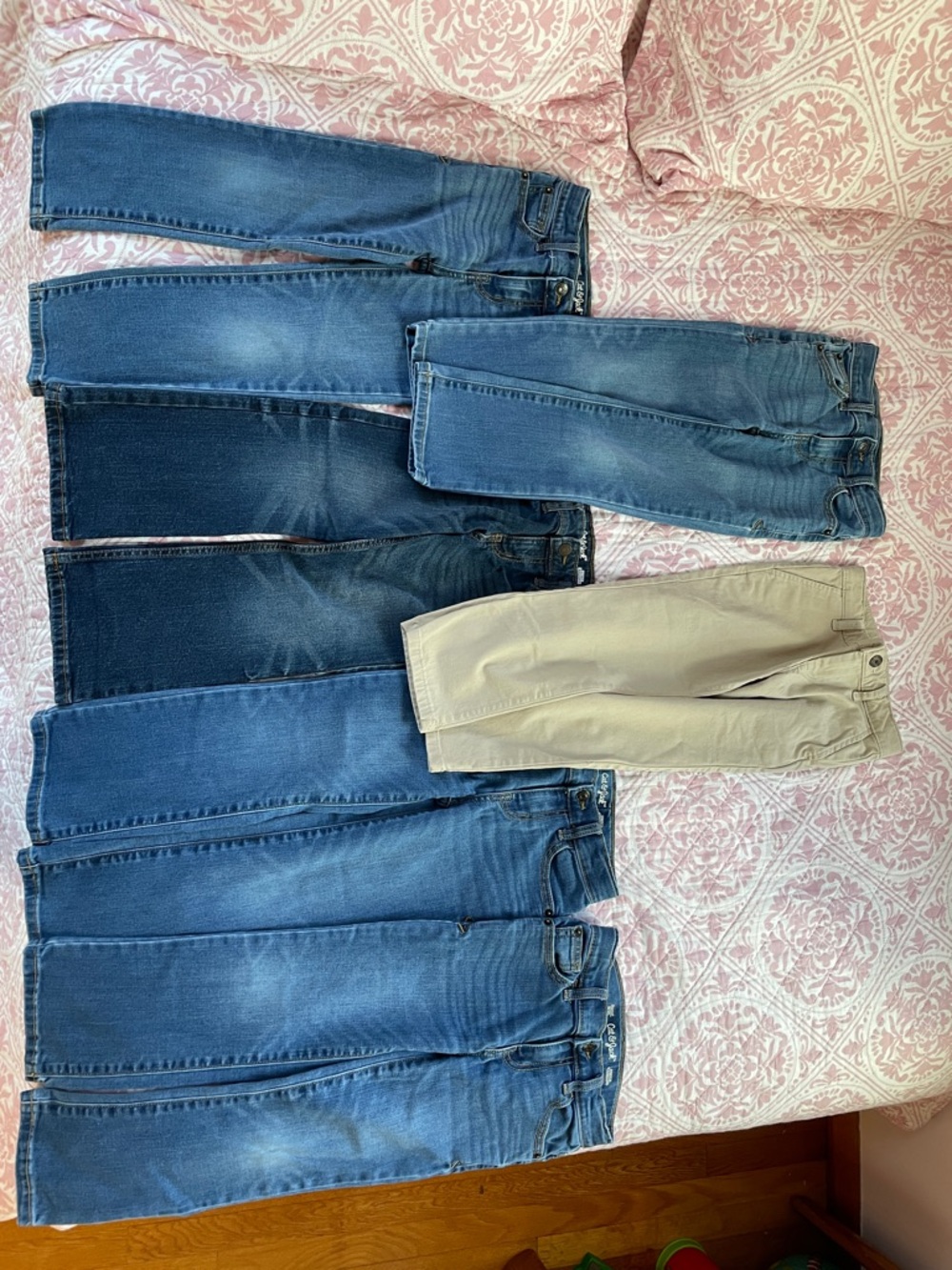 6 Pairs Cat & Jack Boys Size 5 Lot of Jeans Khaki Bootcut Straight Stretch Kids
